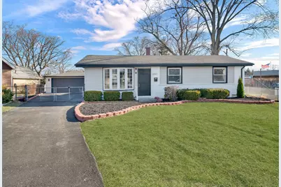 12843 Pleasant Court, Crestwood, IL 60418 - Photo 1