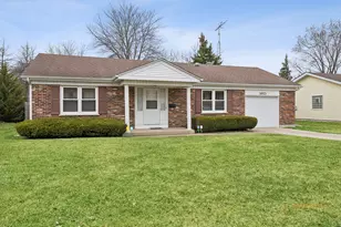 1013 Hampton Ct, McHenry, IL 60050 - Photo 1