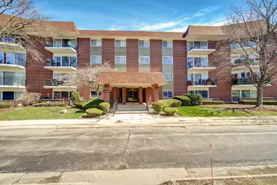 1025 S Fernandez Avenue #4M, Arlington Heights, IL 60005 - Photo 1