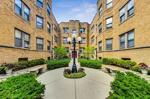 540 W Cornelia Ave, Chicago, IL 60657 - Photo 1