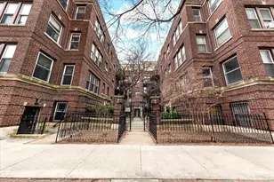 3640 N Pine Grove Ave, Chicago, IL 60613 - Photo 1