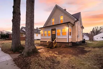 1011 15th Street, Rockford, IL 61104 - Photo 1