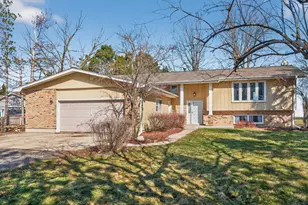 6059 Pioneer Terrace, Dekalb, IL 60115 - Photo 1