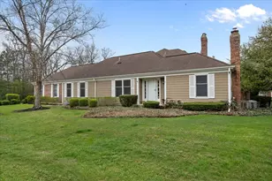 17 Sommerset Ln, Lincolnshire, IL 60069 - Photo 1