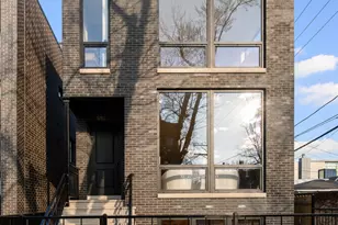 1915 N Wood St, Chicago, IL 60622 - Photo 1