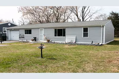 714 Landon Avenue, Winthrop Harbor, IL 60096 - Photo 1