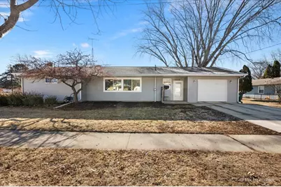 309 W School Street, Plano, IL 60545 - Photo 1