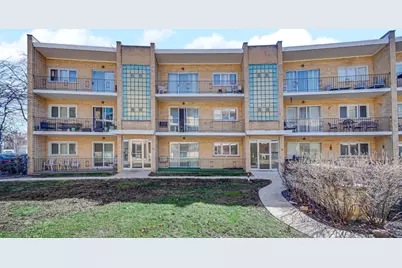 10336 S Pulaski Road #202, Oak Lawn, IL 60453 - Photo 1