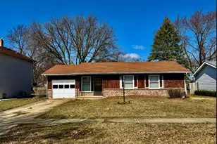509 N Park Ave, Aurora, IL 60506 - Photo 1