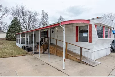 38285 N Sheridan Road #126, Beach Park, IL 60087 - Photo 1