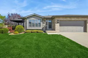 1900 Foxwood Dr, New Lenox, IL 60451 - Photo 1