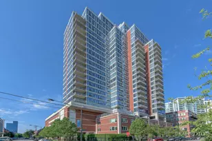 1600 S Prairie Ave, Chicago, IL 60616 - Photo 1