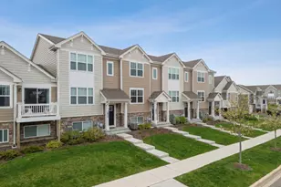 3831 Currant Ln, Elgin, IL 60124 - Photo 2