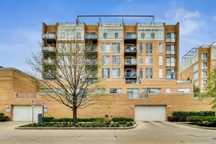 1720 Oak Ave, Evanston, IL 60201 - Photo 1