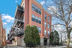 3944 N Claremont Ave, Chicago, IL 60618 - Photo 1