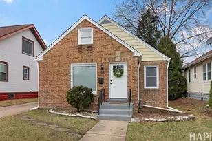 610 S Fulton Ave, Waukegan, IL 60085 - Photo 1