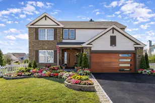 55 Willow Rd, Wheeling, IL 60090 - Photo 1