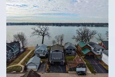 795 Oak Court, Crystal Lake, IL 60014 - Photo 1