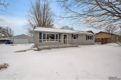 521 Spring Avenue, South Elgin, IL 60177 - Photo 1