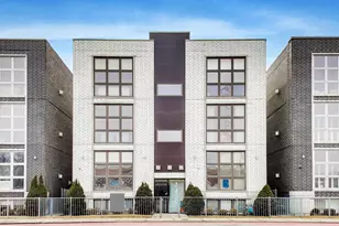 2435 W Belmont Ave, Chicago, IL 60618 - Photo 1