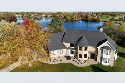 9605 S Muirfield Drive, Crystal Lake, IL 60014 - Photo 1