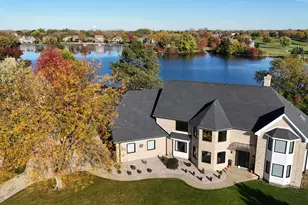 9605 S Muirfield Dr, Crystal Lake, IL 60014 - Photo 1