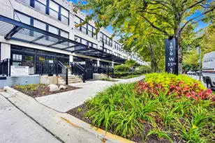 1070 W 15th St, Chicago, IL 60608 - Photo 1