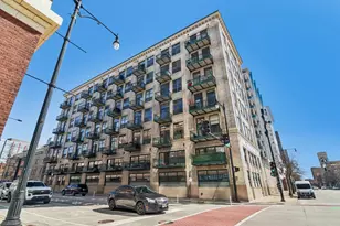 1801 S Michigan Ave, Chicago, IL 60616 - Photo 1