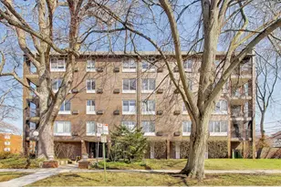 2324 Central St, Evanston, IL 60201 - Photo 1
