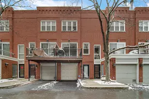 2801 N Wolcott Ave, Chicago, IL 60657 - Photo 1