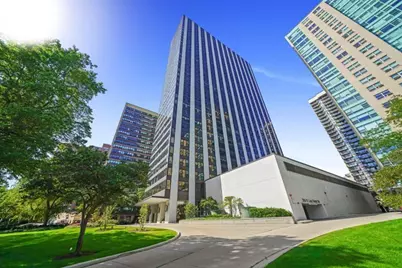 3150 N Lake Shore Drive #7C, Chicago, IL 60657 - Photo 1