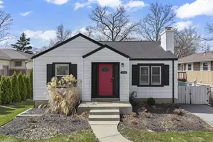 348 N Shady Ln, Elmhurst, IL 60126 - Photo 1