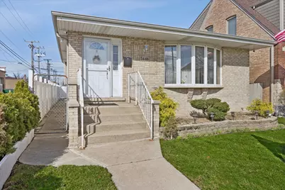 5446 S Rutherford Avenue, Chicago, IL 60638 - Photo 1