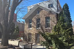 2142 N Leavitt Ave, Chicago, IL 60647 - Photo 1