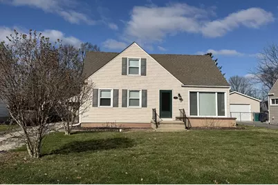 632 N Edgewood Avenue, Lombard, IL 60148 - Photo 1