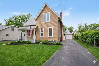 29 N Green Street, Carpentersville, IL 60110 - Photo 1