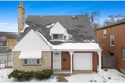 7732 S Paxton Avenue, Chicago, IL 60649 - Photo 1