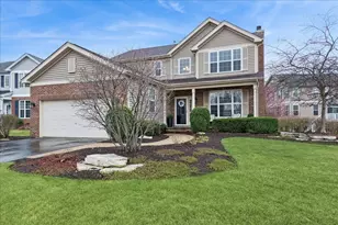115 Ashton Ln, Crystal Lake, IL 60014 - Photo 1