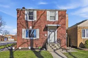 5201 S Neenah Ave, Chicago, IL 60638 - Photo 1