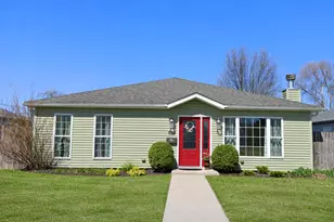 8324 44th Pl, Lyons, IL 60534 - Photo 1