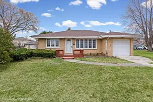 4618 Custer Ave, Brookfield, IL 60513 - Photo 1
