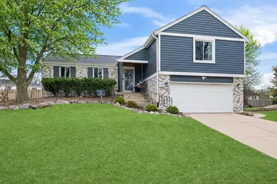627 Buckthorn Terrace, Buffalo Grove, IL 60089 - Photo 1