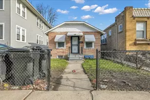 1048 W 104th Pl, Chicago, IL 60643 - Photo 1