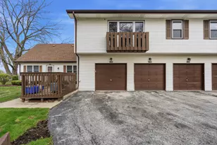 7744 W Kenton Ct, Frankfort, IL 60423 - Photo 1