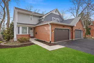 412 Lawrence Ave, Glen Ellyn, IL 60137 - Photo 1