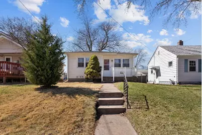 1921 33rd Street, Moline, IL 61265 - Photo 1