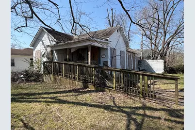 501 W McMackin Street, Salem, IL 62881 - Photo 1