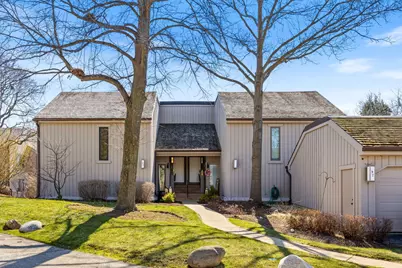 97 W Thornhill Lane #A, Lake Barrington, IL 60010 - Photo 1