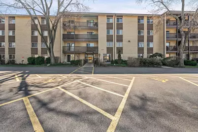 640 Murray Lane #111, Des Plaines, IL 60016 - Photo 1