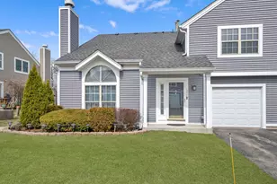 1390 N Knollwood Dr, Palatine, IL 60067 - Photo 1